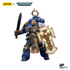 Ultramarines Bladeguard Veteran 02