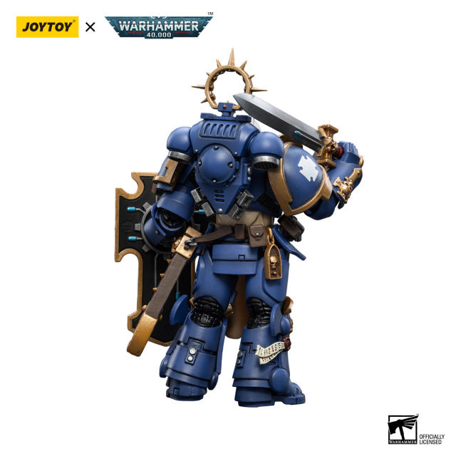 Ultramarines Bladeguard Veteran 02