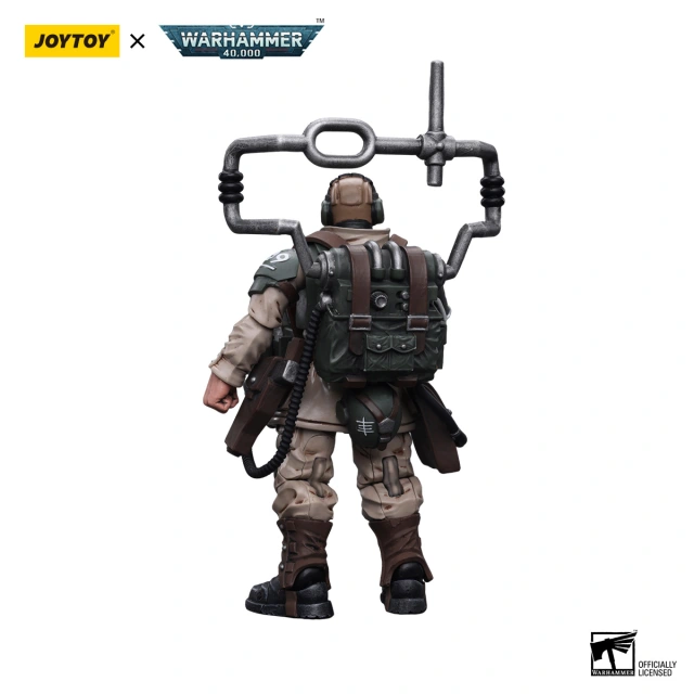 Astra Militarum Cadian Command Squad Veteran with Master Vox