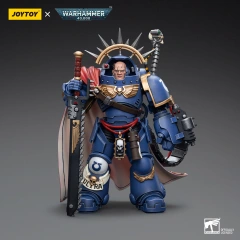 Ultramarines Captain in Gravis Armour