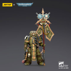 Death Guard Plague Marine lcon bearer with Boltgun and Plague knife