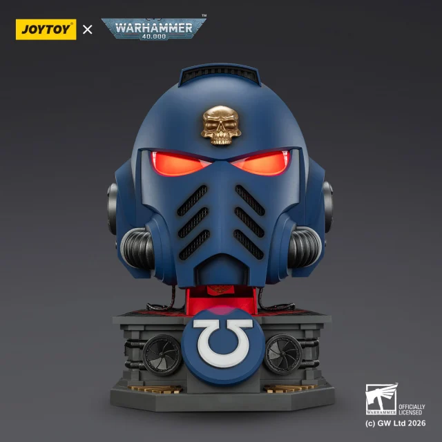 Ultramarines Captain MkX Helmet & Display Stand