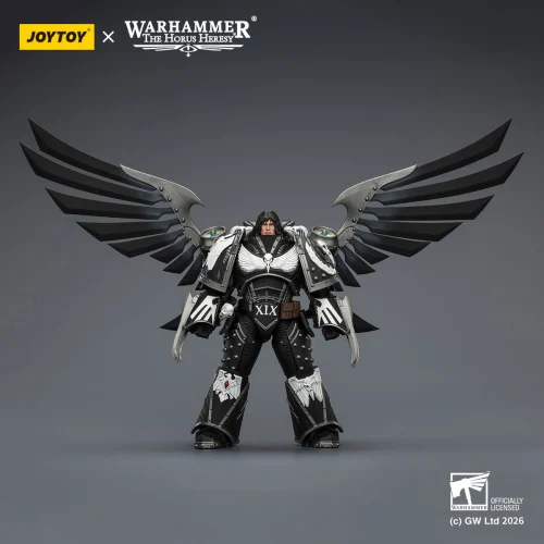 Raven Guard Corvus Corax,Primarch of the XIX Legion with artificer-crafted lightning talons,archaeotech pistols,and whip
