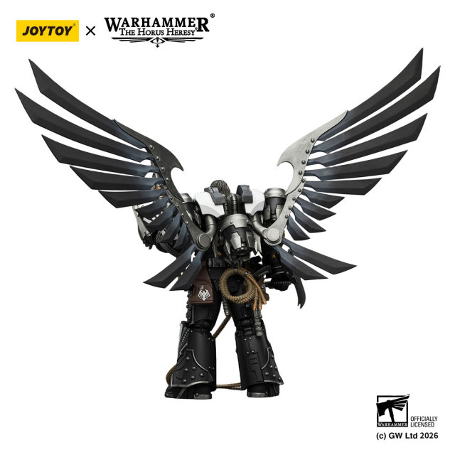 Raven Guard Corvus Corax,Primarch of the XIX Legion with artificer-crafted lightning talons,archaeotech pistols,and whip