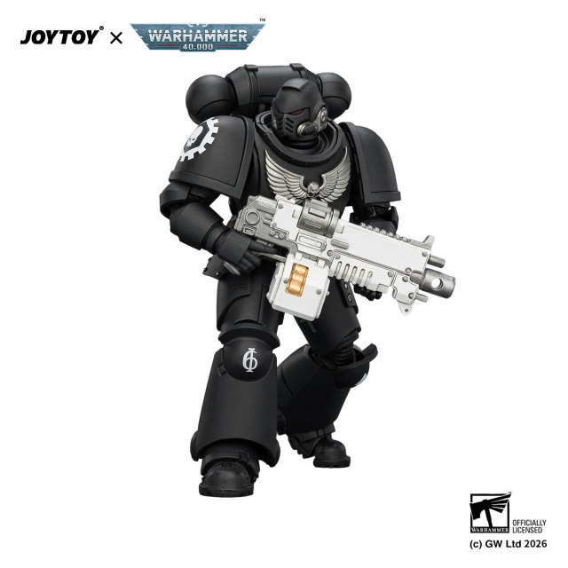 Iron Hands Intercessor with Bolt Rifle, Bolt Pistol and Chainsword