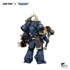 Ultramarines Captain with Jump Pack and Relic Shield