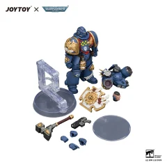 Ultramarines Captain with Jump Pack and Relic Shield