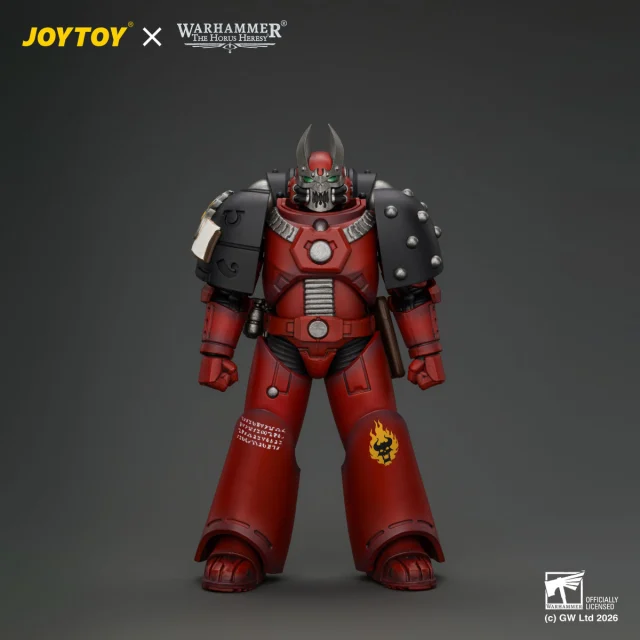 Word Bearers MKVI Tactical Sergeant with Power Sword and Plasma Pistol